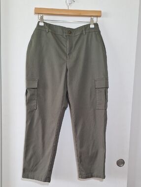 Joan Rivers Cargo Pants Women Olive Cargo Pants 10 Petite 10P M Ankle Pants